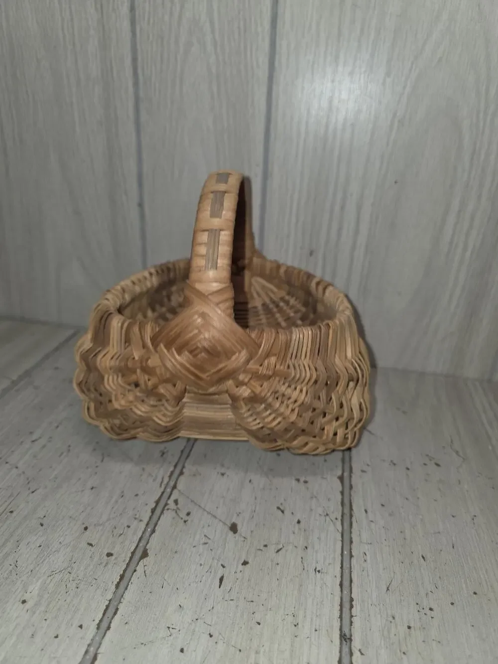 Primitive Splint Woven Buttocks Basket Signed KLD Beautiful Condition Vtg 81' 7